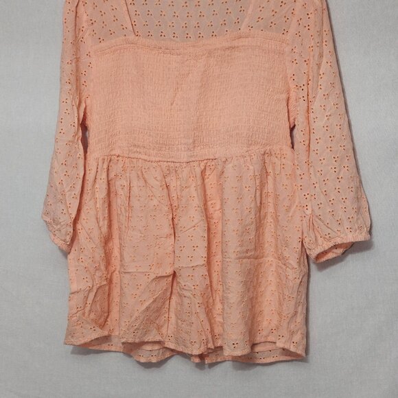 Torrid Womens Embroidered Peach Rayon Babydoll Tunic Top Size 1 Puckered Eyelet - Picture 9 of 9